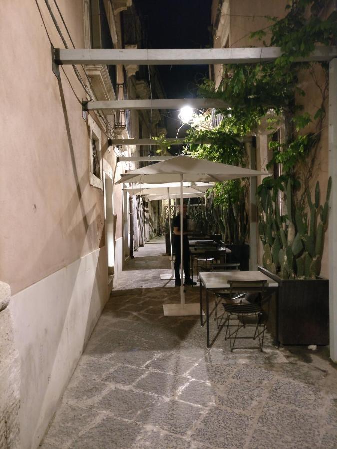 Ortigia Porta Del Mare Apartment Syracuse Bagian luar foto